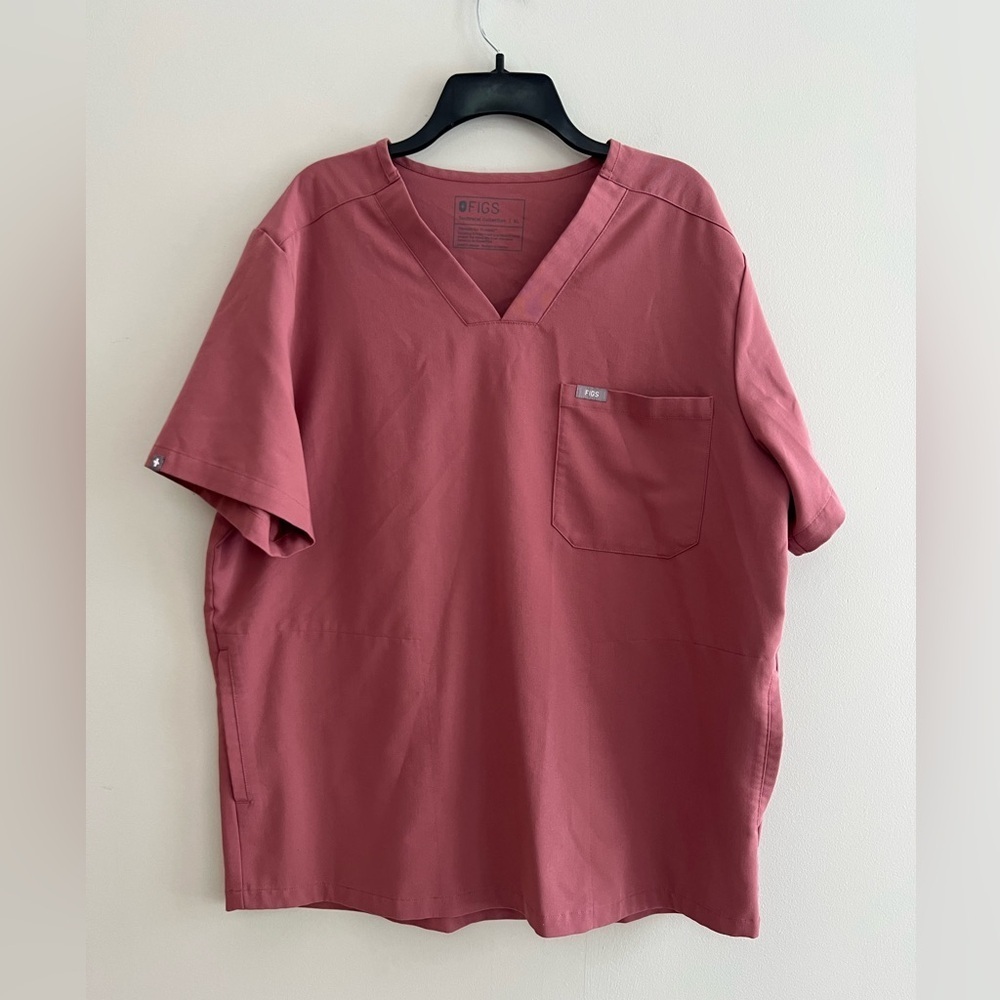 FIGS Chisec Three-Pocket Scrub Top in Limited Edition Mauve Pink #4857, XL